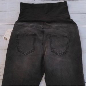 Maternity 5 Pocket Skinny Jeans - RUN BIG